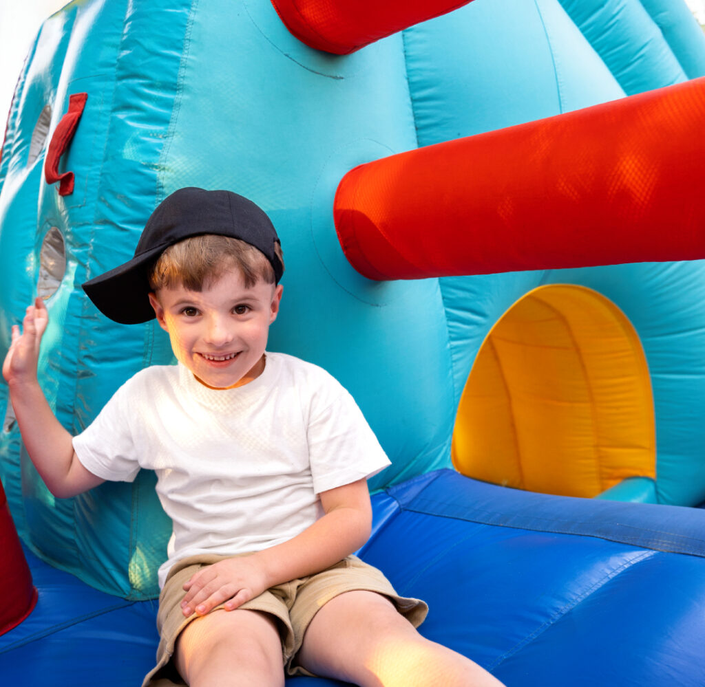 Inflatable slide for kids’ parties