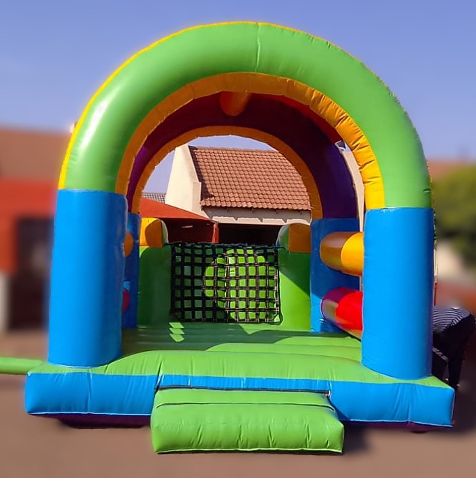 PlayStation with Roof Jumping Castle - Image 5